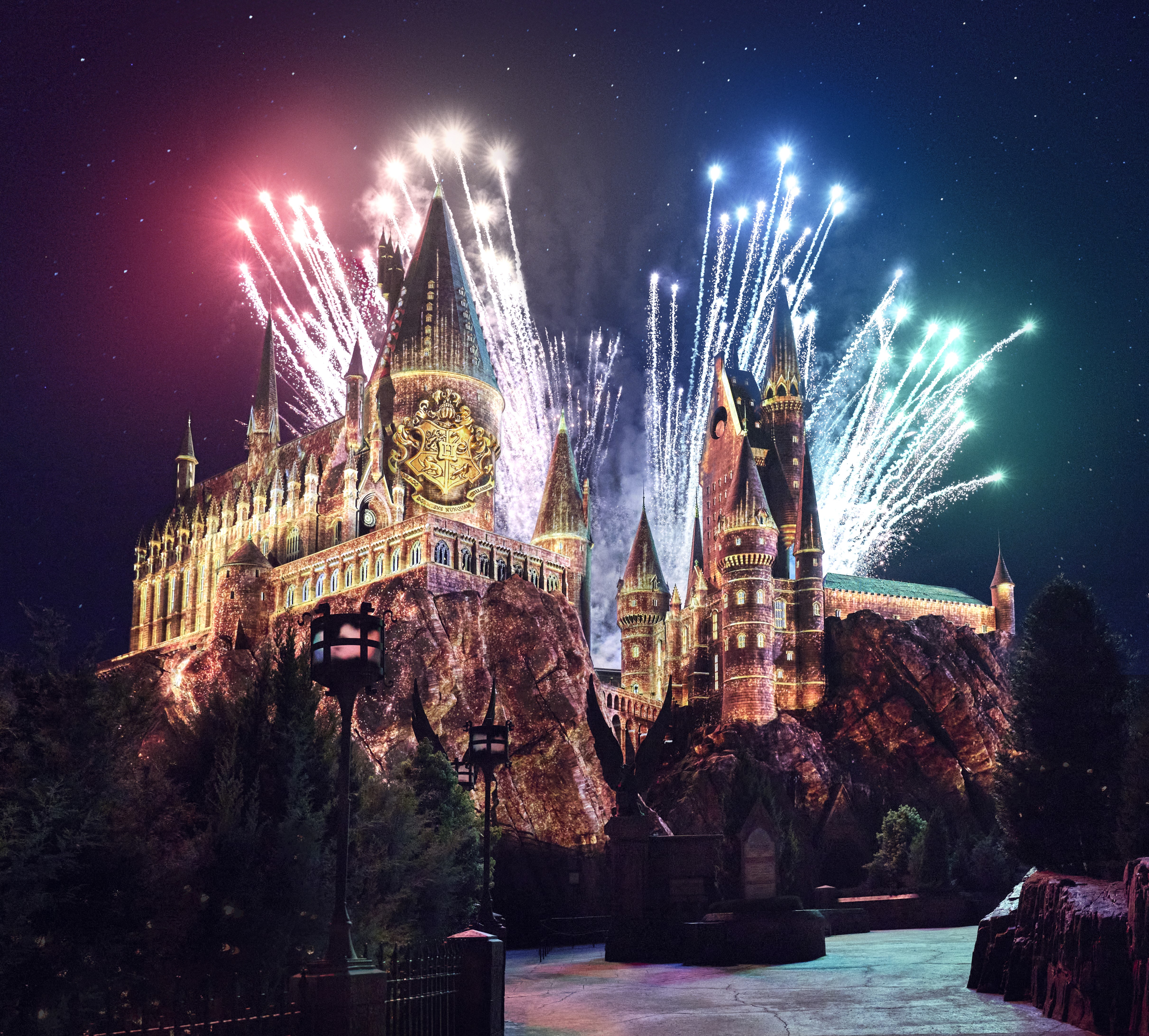 Universal Orlando Resort Reveals Exciting Collection of Experiences Debuting This Summer – Including an All-New Parade and Nighttime Lagoon Show Celebrating Iconic Films, A New Hogwarts Castle Projection Show in The Wizarding World Of Harry Potter, and More